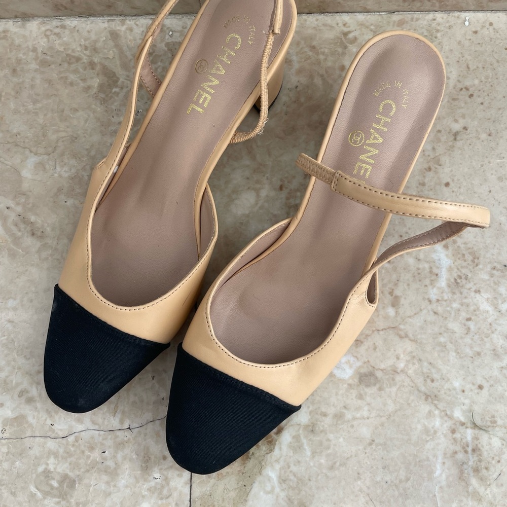 CHANEL Tan and Black Heels